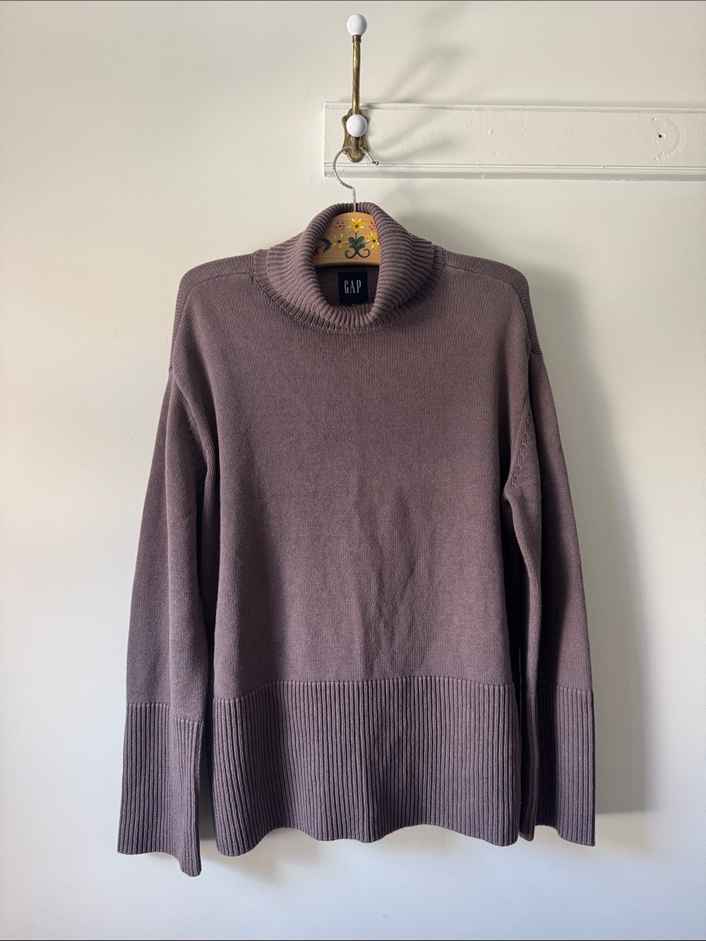 100% Cotton GAP Mauve Turtleneck Sweater